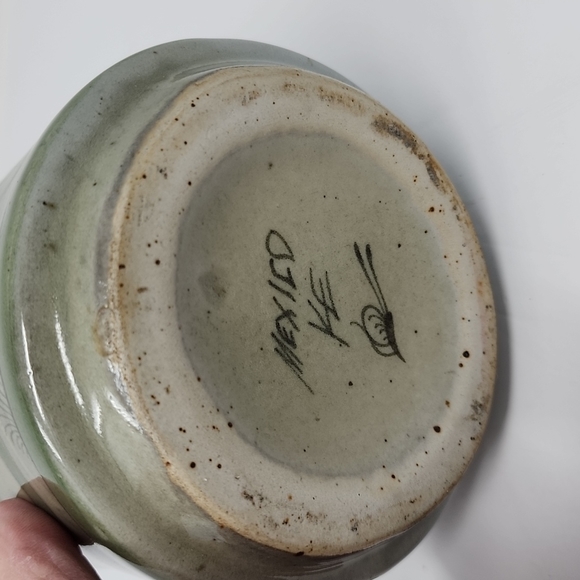 Tonala Mexican Pottery - Picture 6 of 8